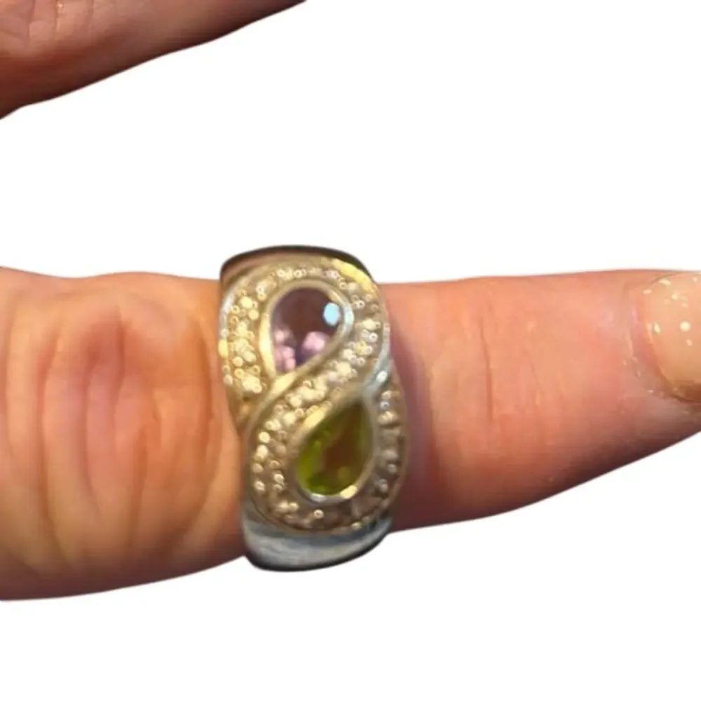 Beautiful Women’s 925 Silver green and purple gemstone ring size 8